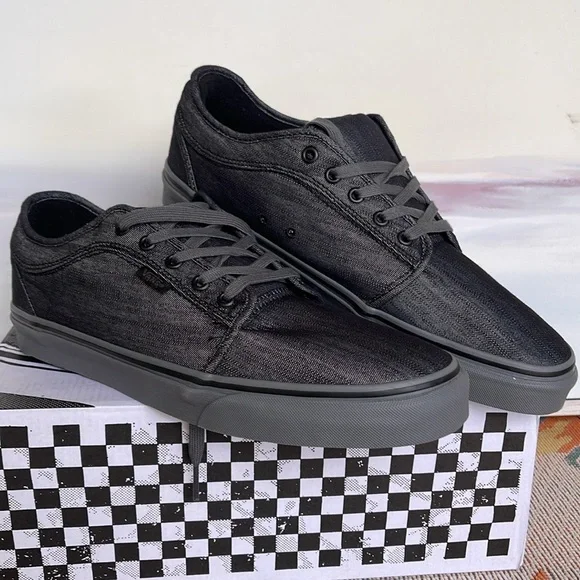 Vans Men’s Skate Chukka Low
Black/Grey/Denim
VN0A4BX45BR
Sneakers - Picture 11 of 16